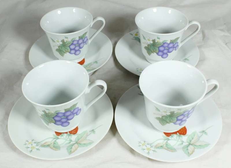 Chinese duo's - 4 sets - Strawberry & grapes