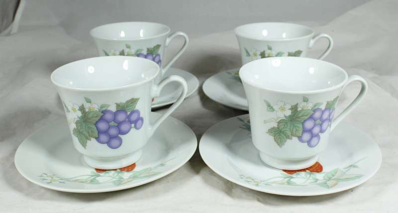 Chinese duo's - 4 sets - Strawberry & grapes