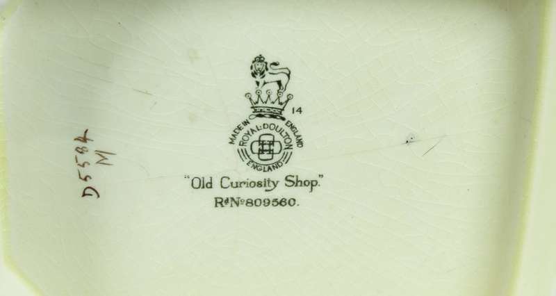 Royal Doulton - Old Curiosity Shop D5584 - RN80960 - Beautiful!