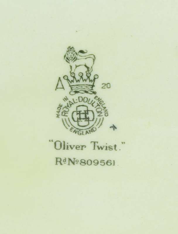 Royal Doulton - Oliver Twist - RN8809561 - Beautiful!