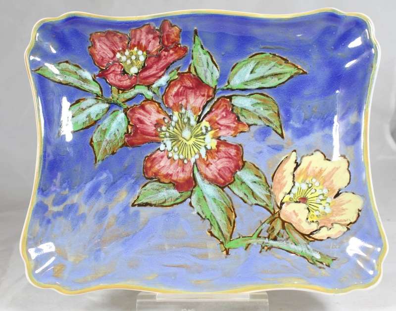 Royal Doulton - wild roses 1941 - plate