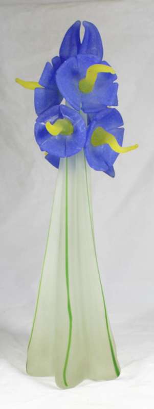 Art vase - glass center piece
