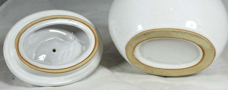 Ceramic oval bowl - bird motif lid