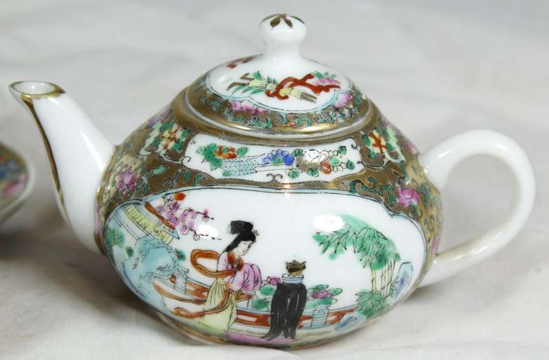 Chinese - Tea & Sake Set - For Two - Stunning! - Bid Now!!!