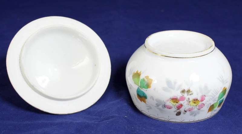 Lidded - Trinket Holder - Beautiful!