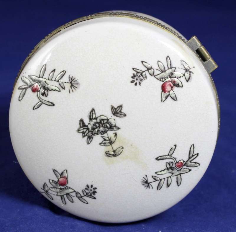 Lidded Trinket Holder - Embossing & Brass Clasp - Beautiful!