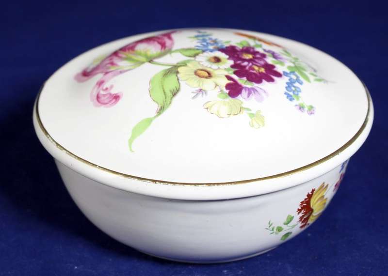 Lidded Trinket Holder - Beautiful!