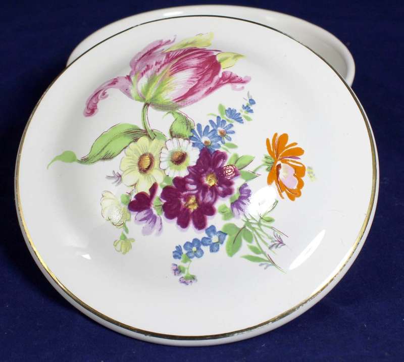 Lidded Trinket Holder - Beautiful!