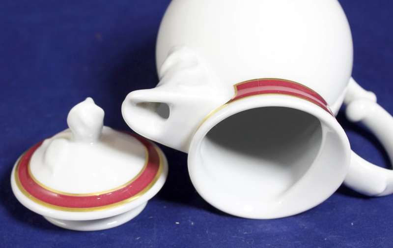 Hutschenreuther - Hotel - Royal Club - Small Coffee Pot - Gorgeous!