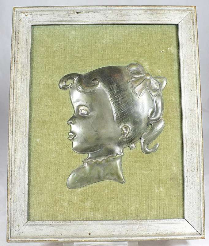 Pewter wall hanging - little girl