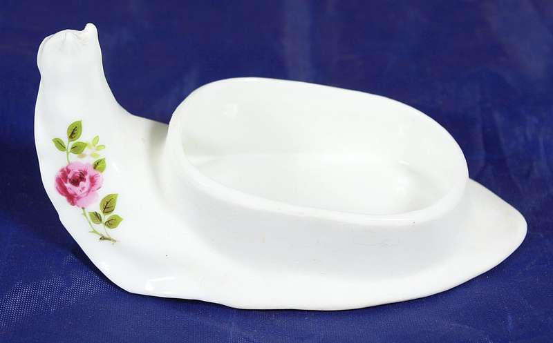 Cottage rose - Taiwan - snail trinket dish