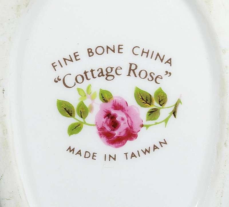 Cottage rose - Taiwan - snail trinket dish