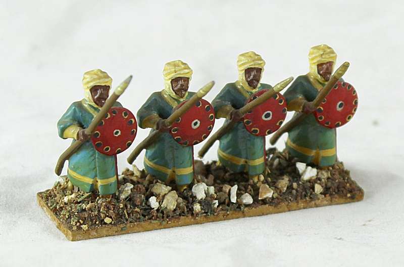 Lead figurines - 4 Arabian foot soldiers