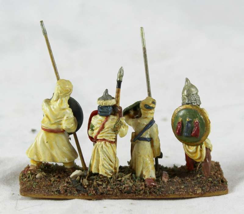 Lead figurines, 4 Eastern foot soldiers
