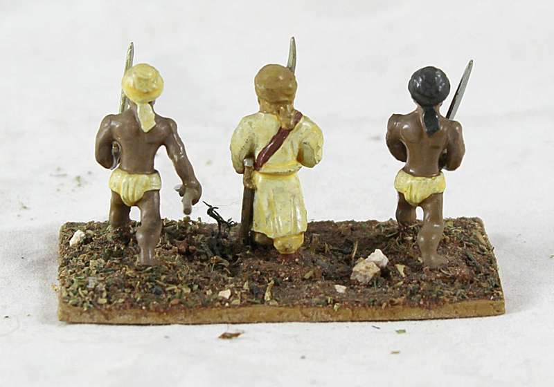 Lead figurine - three Eastern foot soldiers