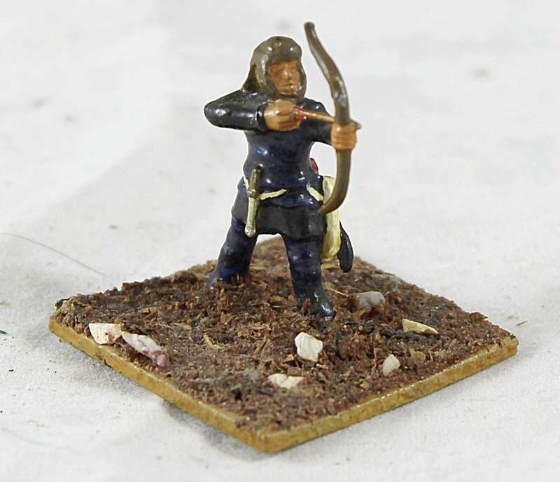 Lead figurine - Eastern archer