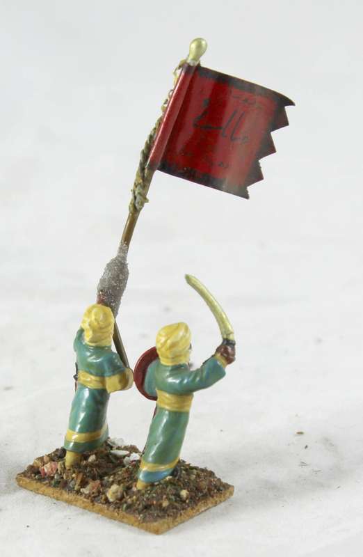 Lead figurine - Arabian flag carrier and warrior