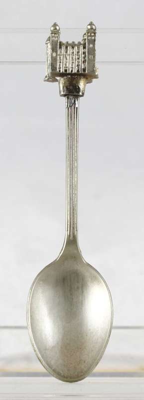 Souvenir Teaspoon - Castle - Beautiful!
