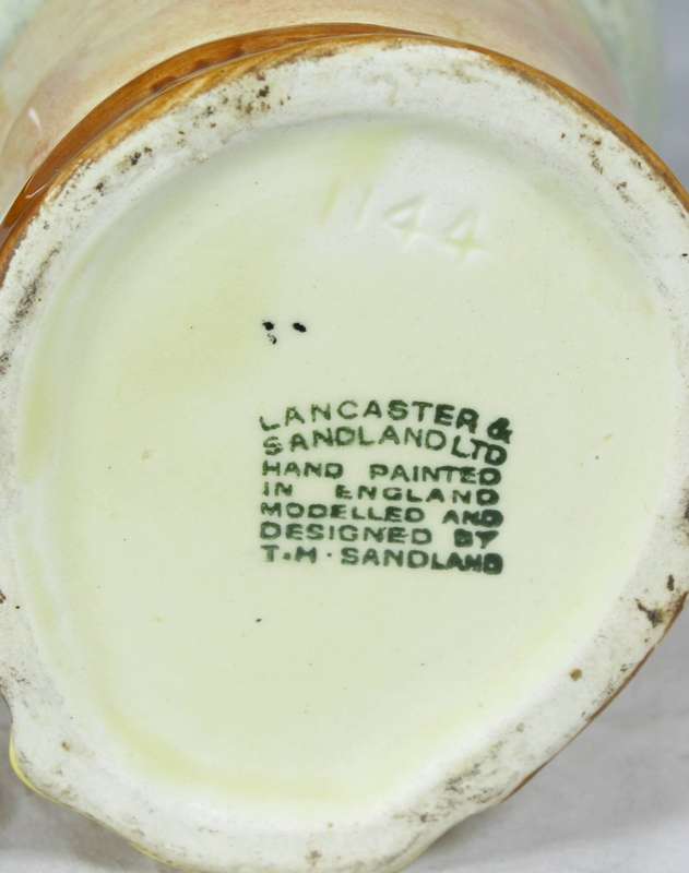 Landcaster Sandland Mug - Macawbur - Beautiful!