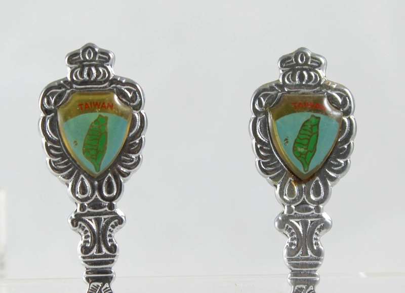 Souvenir spoon - Taiwan set of 2