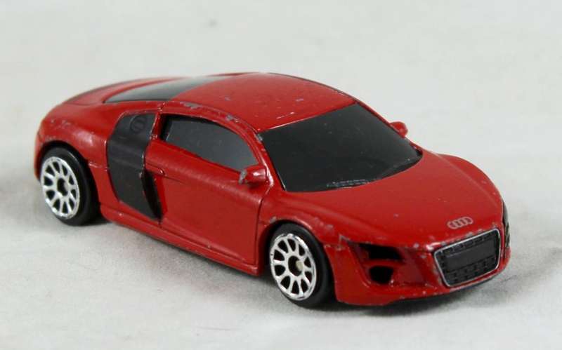 RMZ City - Audi - R8 V10