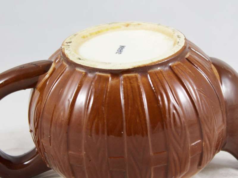 Jug - picket fence motive