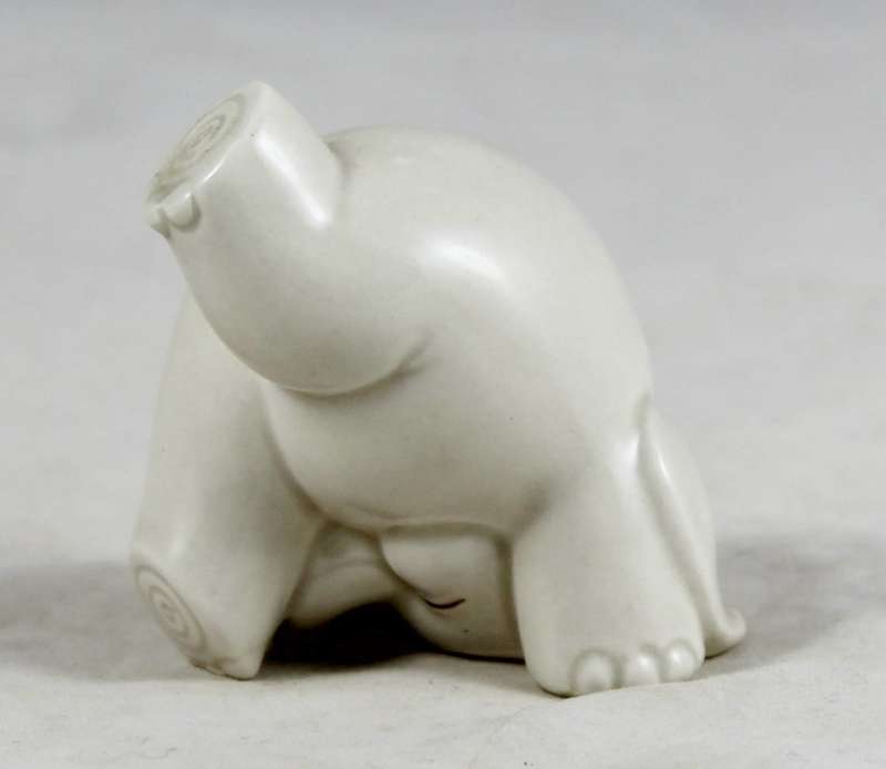Elephant - Standing on Head - Beautiful! - Bid Now!!!