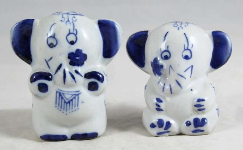 Blue & White - Elephant Salt & Pepper Set - Beautiful!