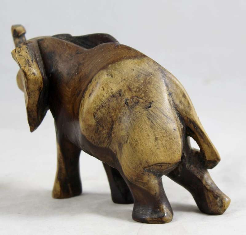 Wood - Carved Elephant - Beautiful! - Bid Now!!!