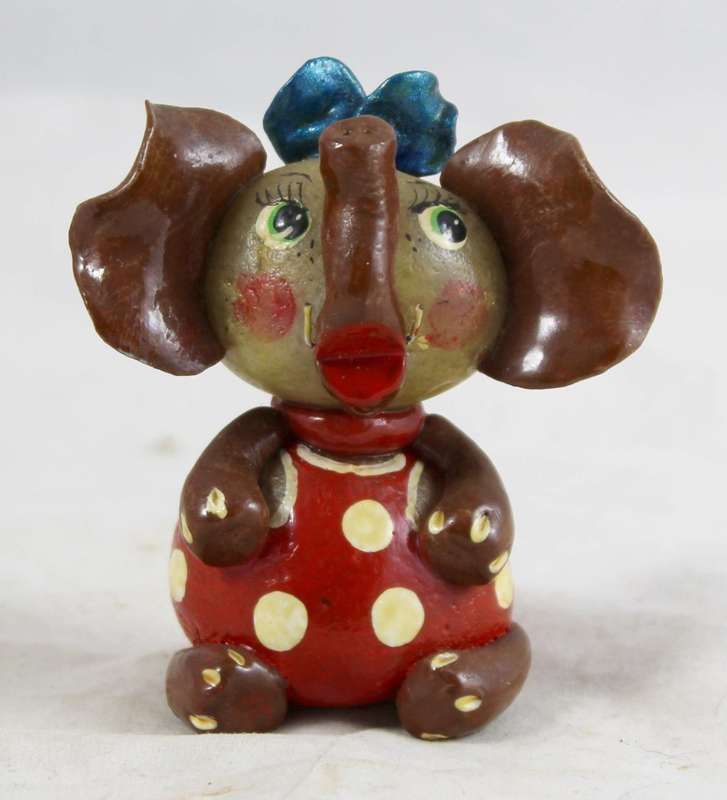 Polka dot elephant