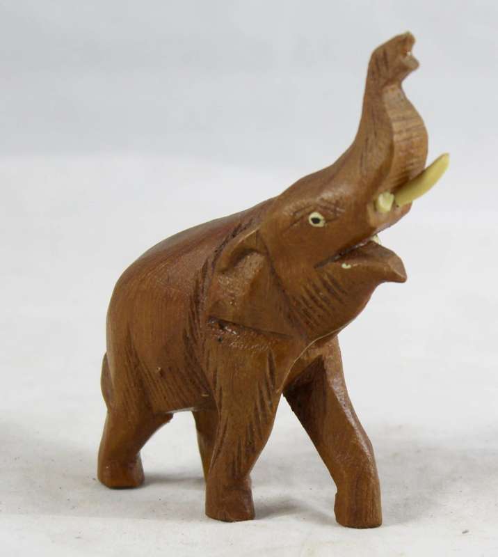 Carved Wooden - Elephant - Beautiful! - Bid Now!!!
