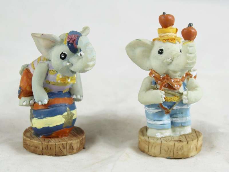 Pair of circus elephants