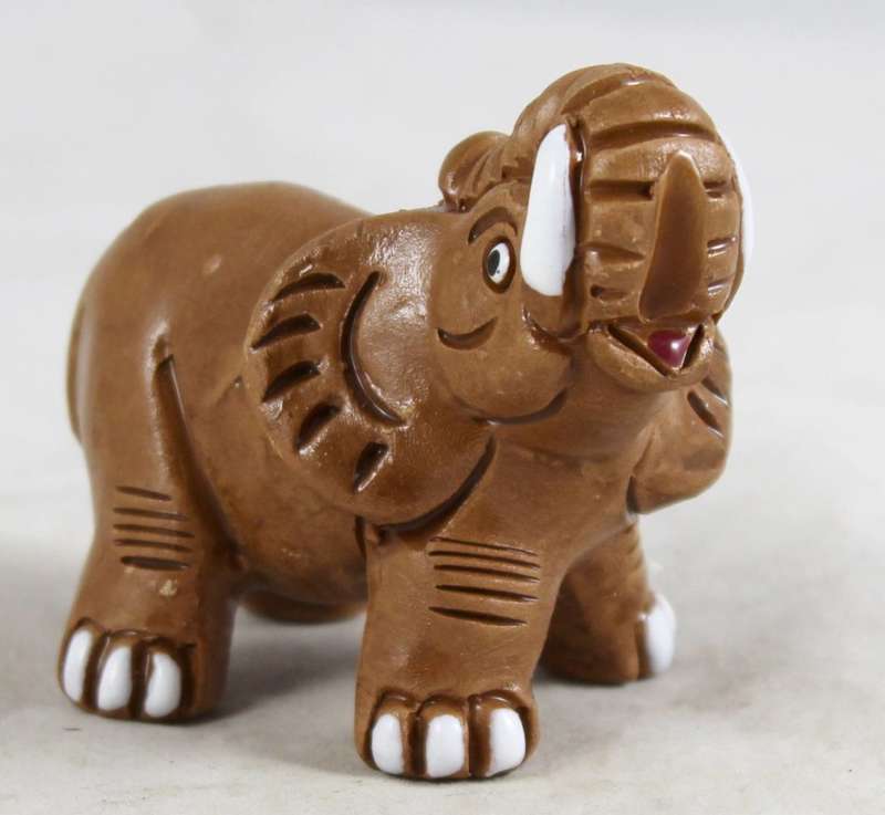 Clay elephant