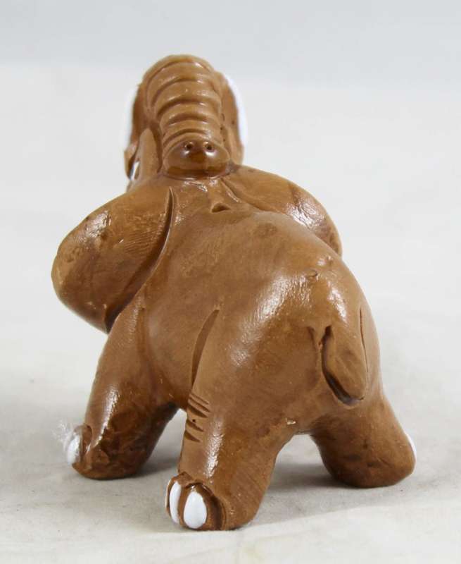 Clay elephant