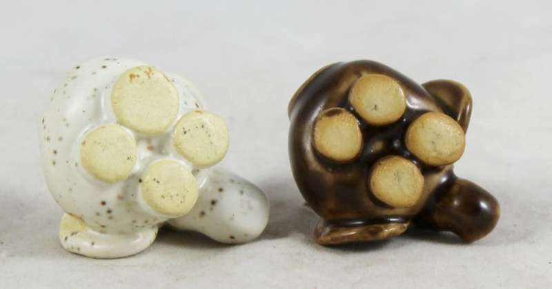 Pair miniature funky elephants