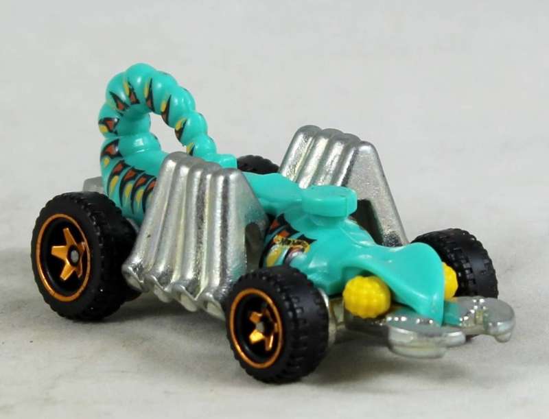 Hotwheels - M27 (2062) - 2010