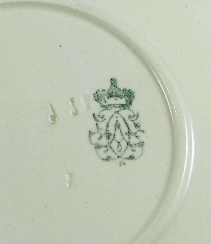 Round Decorative Plate - Beautiful!