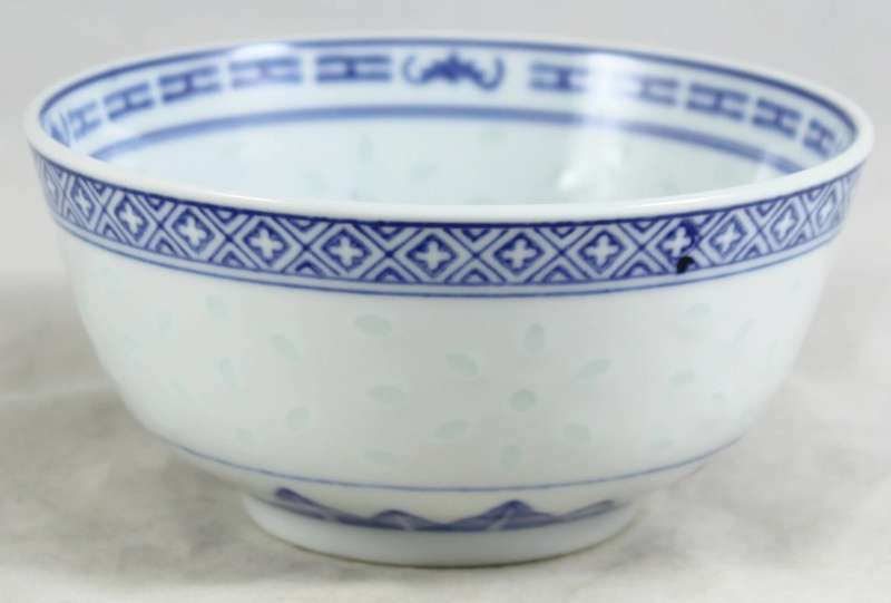 Chinese Porcelain - Rice Bowl - Beautiful!