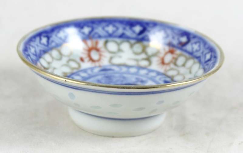 Chinese porcelain small condiment bowl - Macau