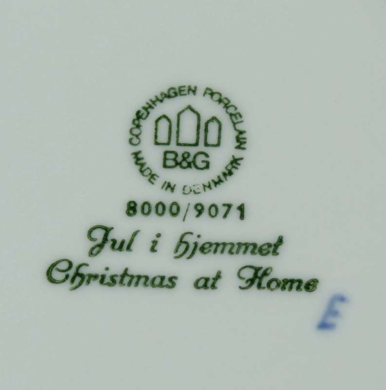 Copenhagen - Porcelain Wall Plate - Christmas At Home 1971