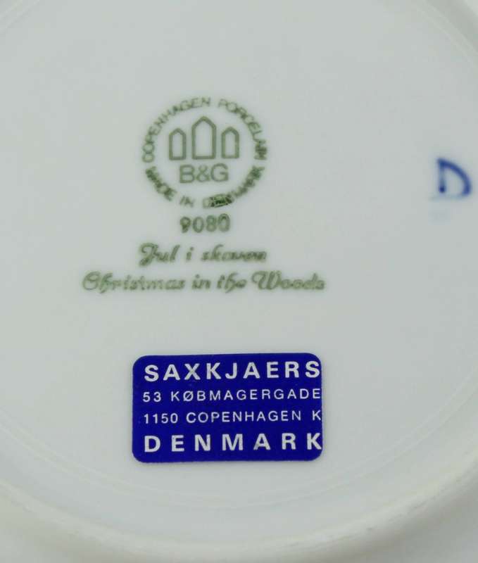 Copenhagen - Porcelain Wall Plate - Christmas In The Woods 1980