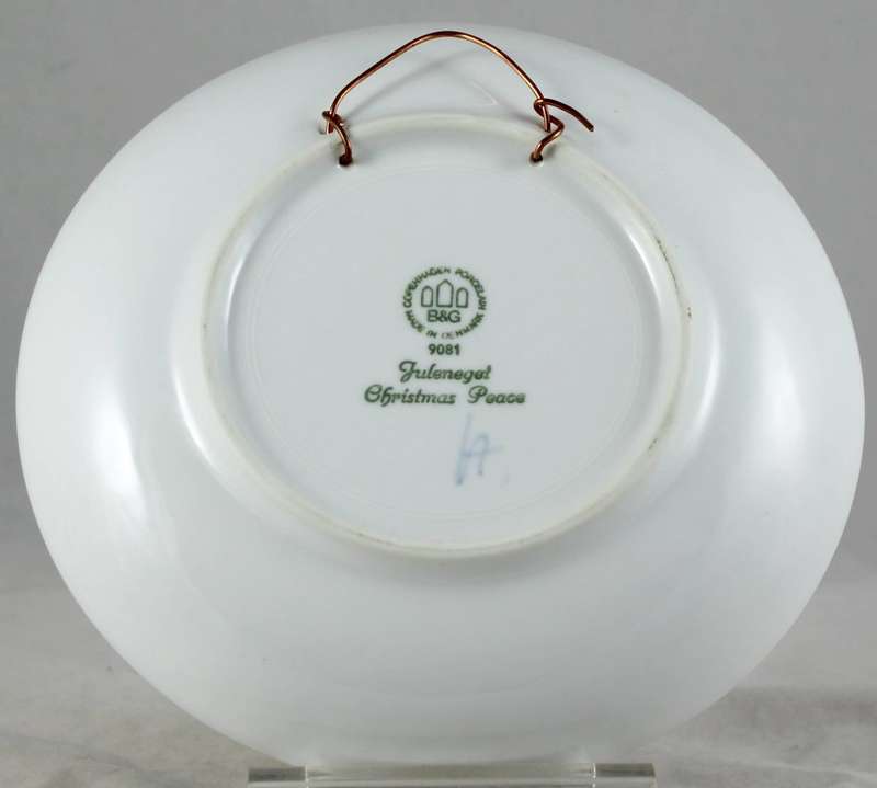Copenhagen - Porcelain Wall Plate - Christmas Peace 1981