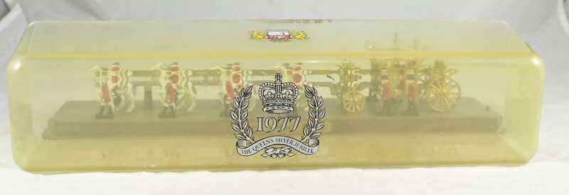The Queen`s silver Jubilee 1977 - Royal state coach - horses & carriage & foot soldiers