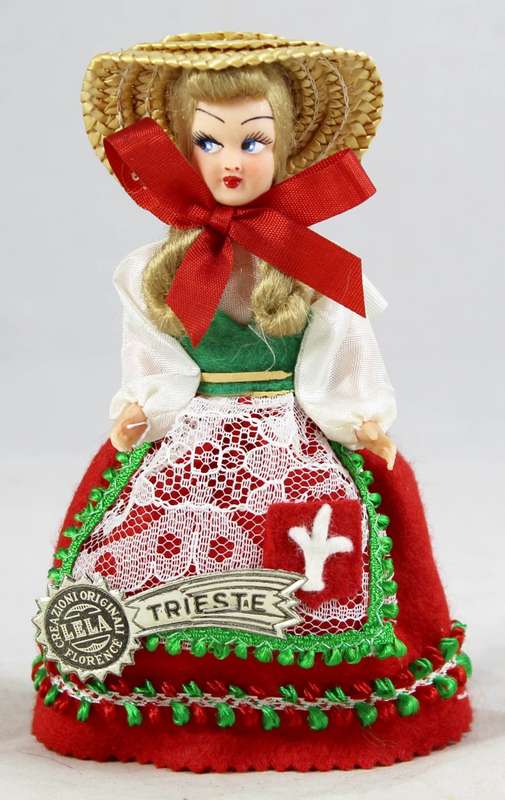 Lela - Florence - Traditional Clothes - Doll - Gorgeous!