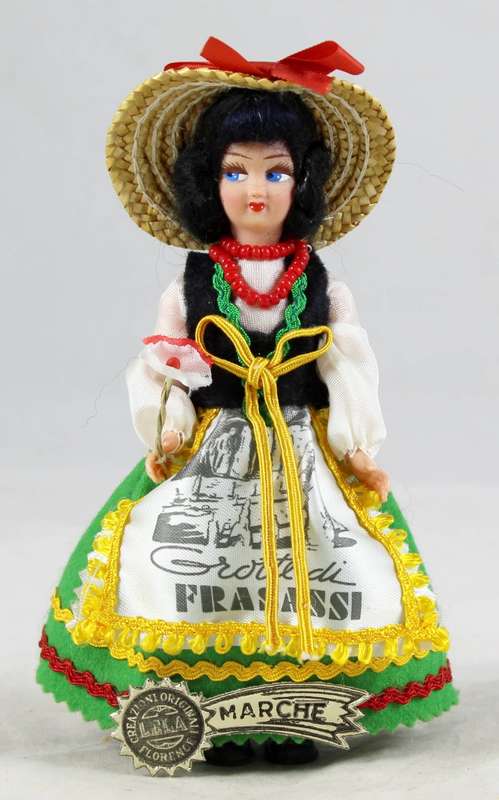 Lela Florence Marche - Traditional Dress - Doll - Gorgeous!