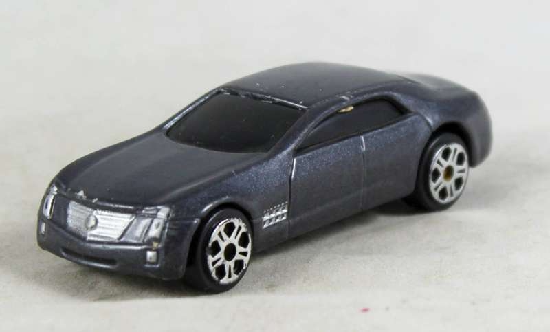 Maisto - Cadillac Sixteen Concept