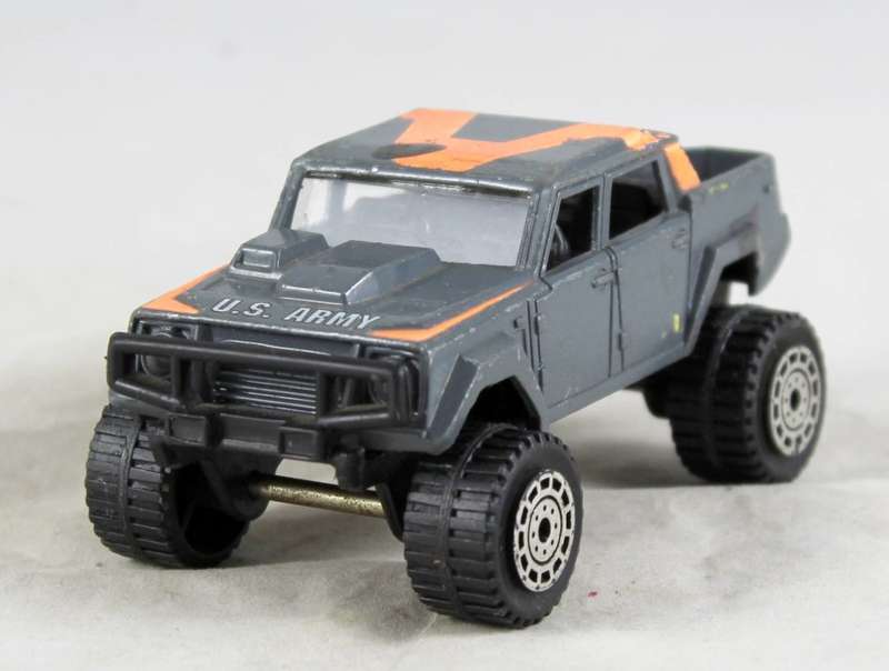 Tootsie Toy - Lambo 002 Army off road