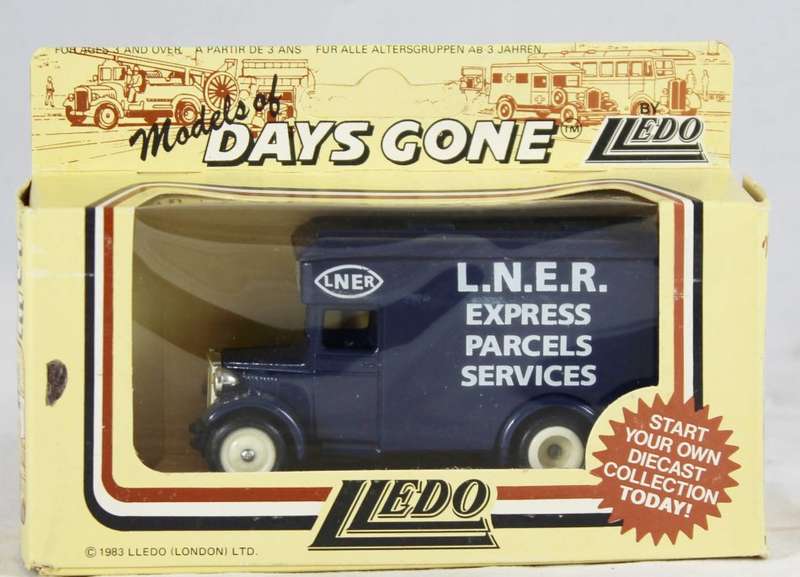 Lledo - Days Gone - L.N.E.R - express parcel services