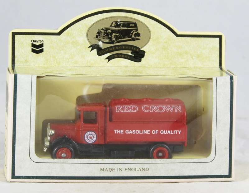 Lledo - Days Gone - Red Crown gasoline van