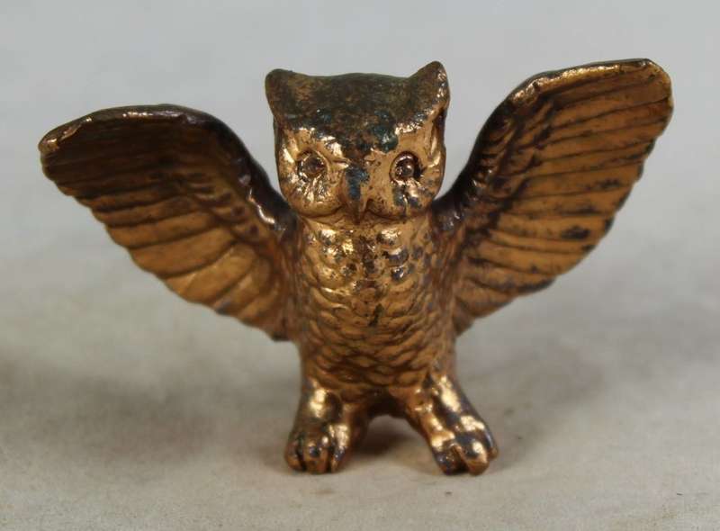 Lead Figurine - Owl - Gorgeous!